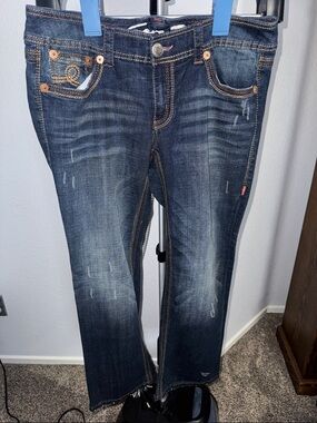 Seven7 women's Straight Jeans in Dark Blue with Faded Highlights